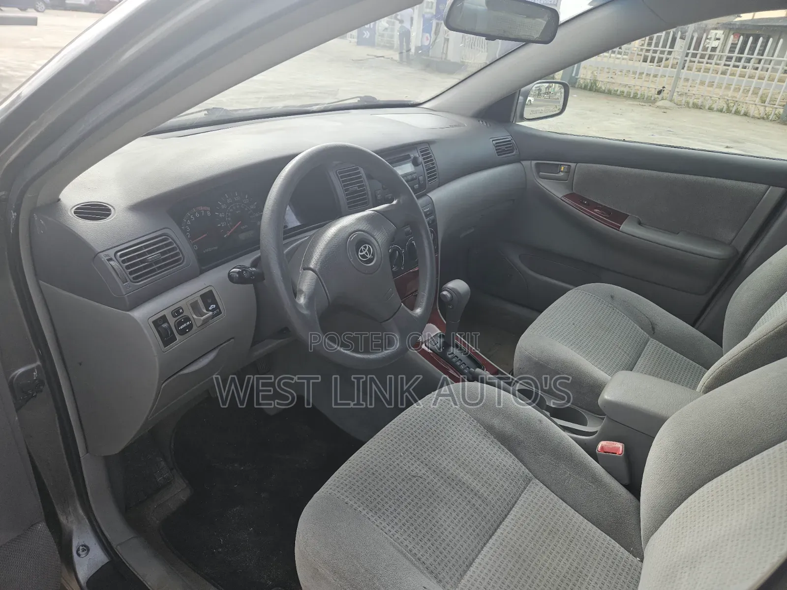 Toyota Corolla 2006 Gray