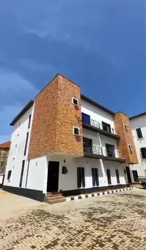 4bdrm Duplex in Mabushi for sale