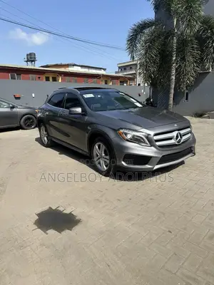 Mercedes-Benz GLA 250 2015 Gray