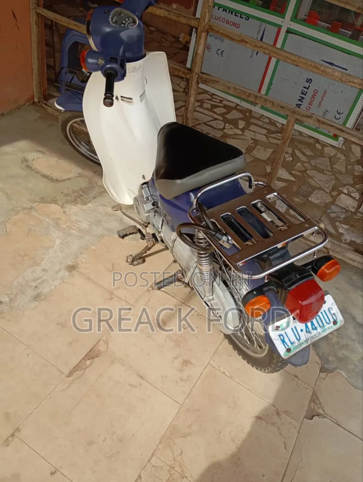 Honda 2014 Blue