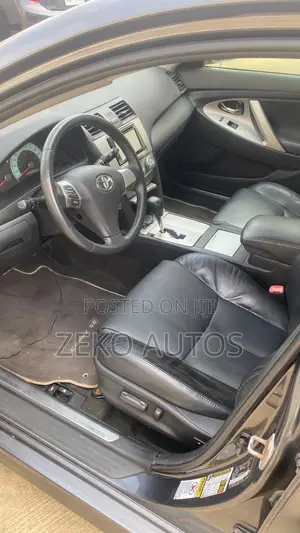 Toyota Camry SE 4dr Sedan (2.4L 4cyl 5A) 2007 Gray