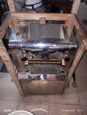 Electric Stainless Steel Dough Sheeter or Noodle Presser
