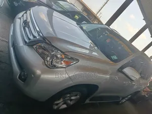 Lexus GX 460 2011 Silver