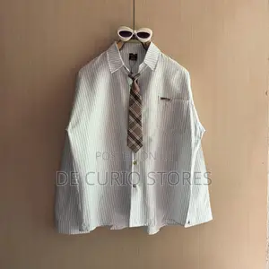 High Quality Long Sleeved Shirt Tie Is Removable