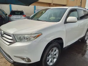 Toyota Highlander 2013 White
