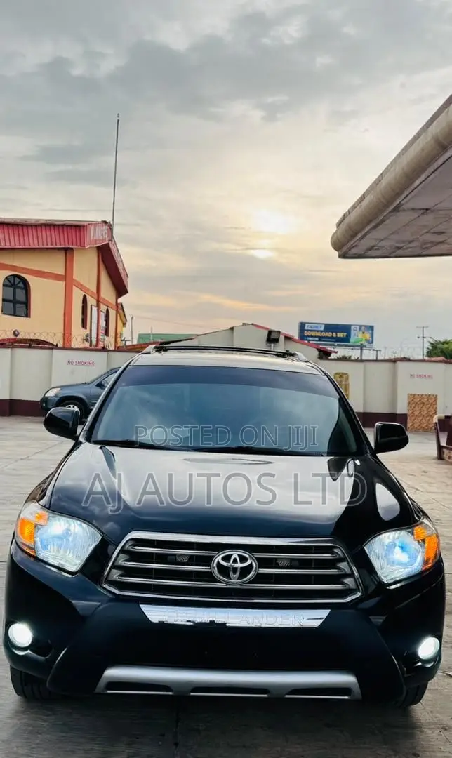 Toyota Highlander 2010 Black
