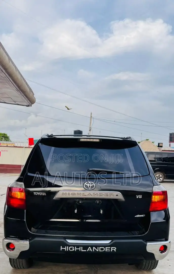 Toyota Highlander 2010 Black