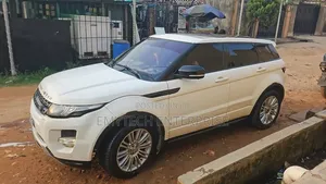 Land Rover Range Rover Evoque Pure AWD 5-Door 2013 White