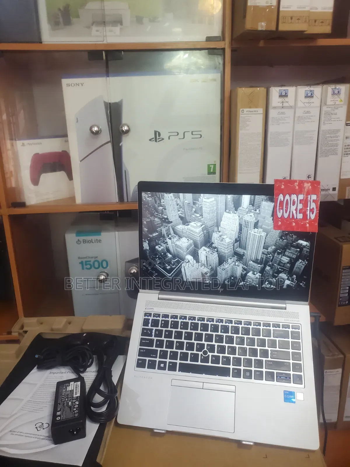 New Laptop HP EliteBook 820 12GB Intel Core 5 SSD 256GB
