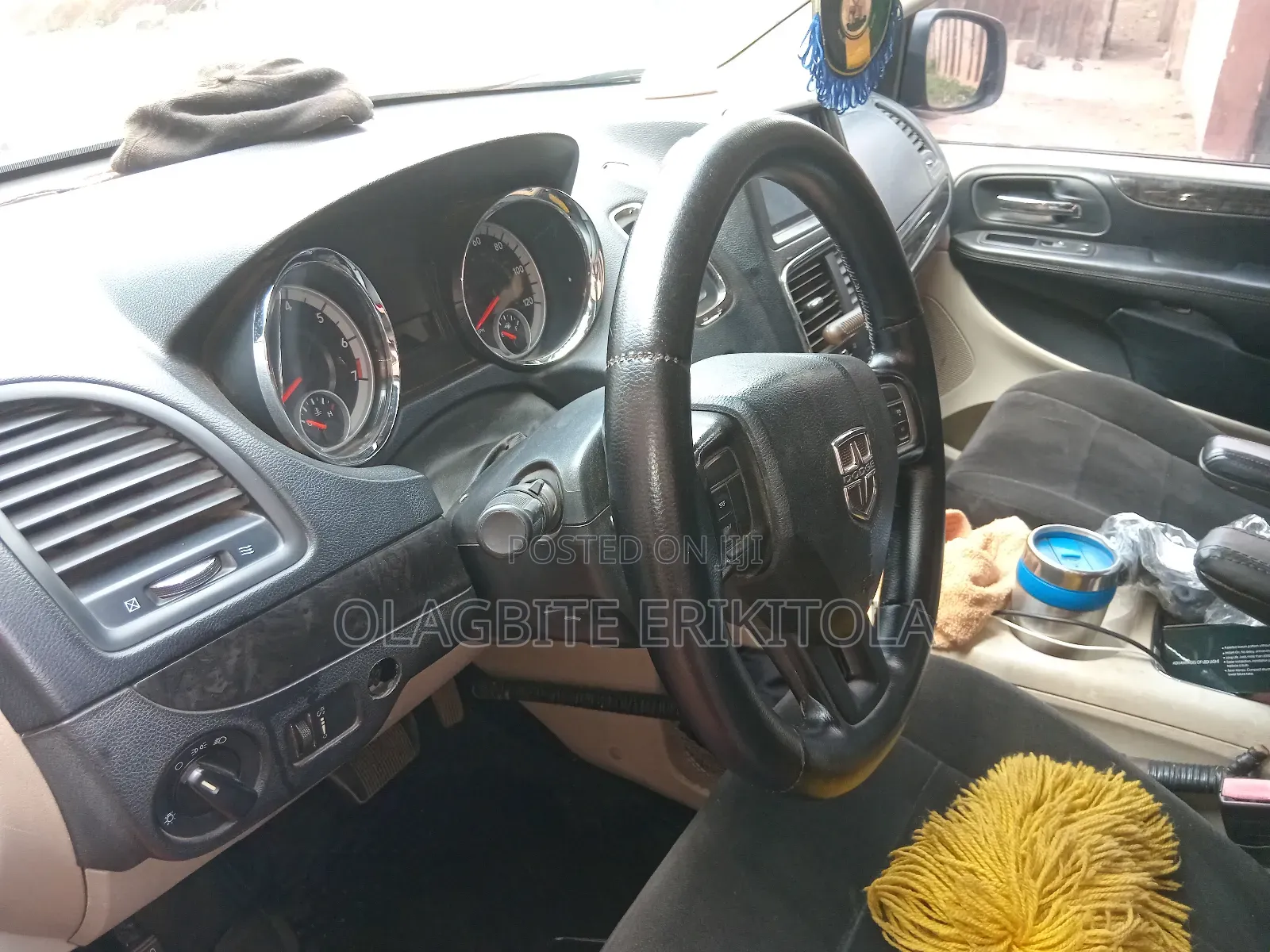 Dodge B3500 2013 Red