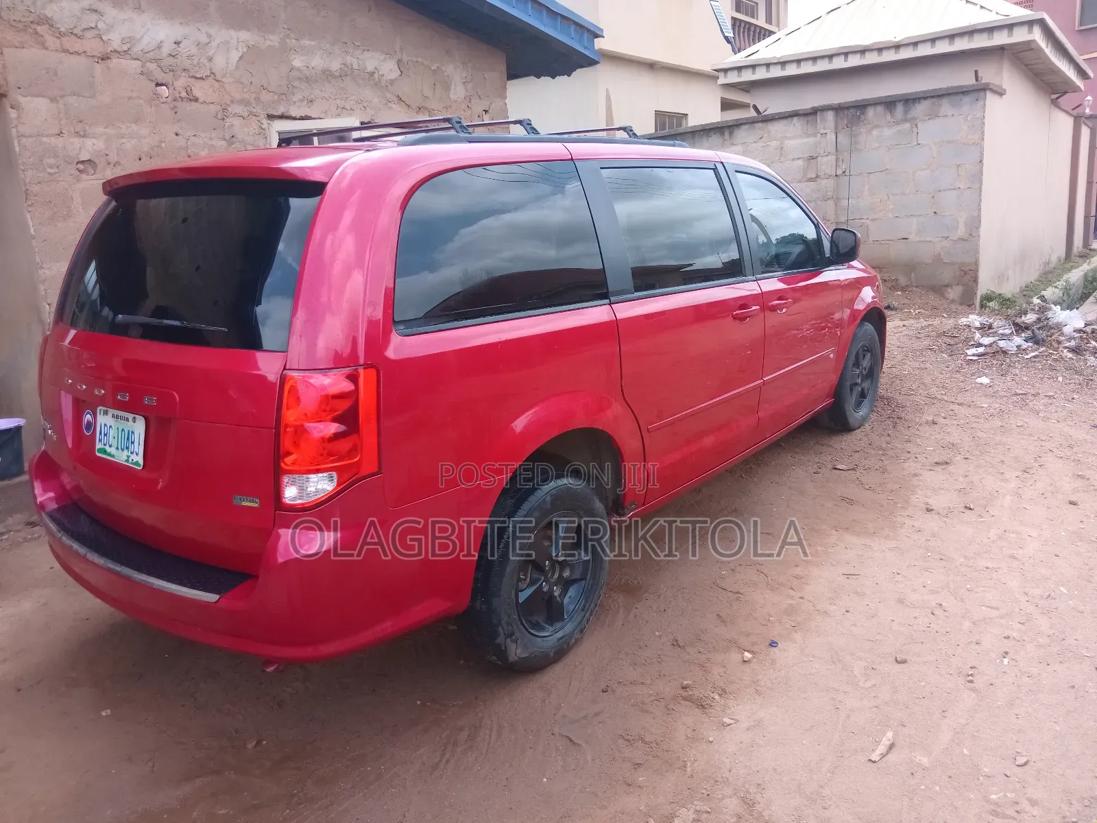 Dodge B3500 2013 Red