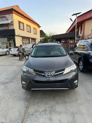 Toyota RAV4 Limited AWD (2.5L 4cyl 6A) 2013 Gray