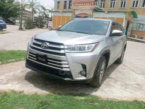 Toyota Highlander 2018 Silver