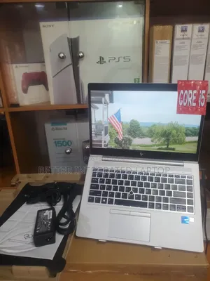 New Laptop HP EliteBook 820 16GB Intel Core 5 SSD 256GB