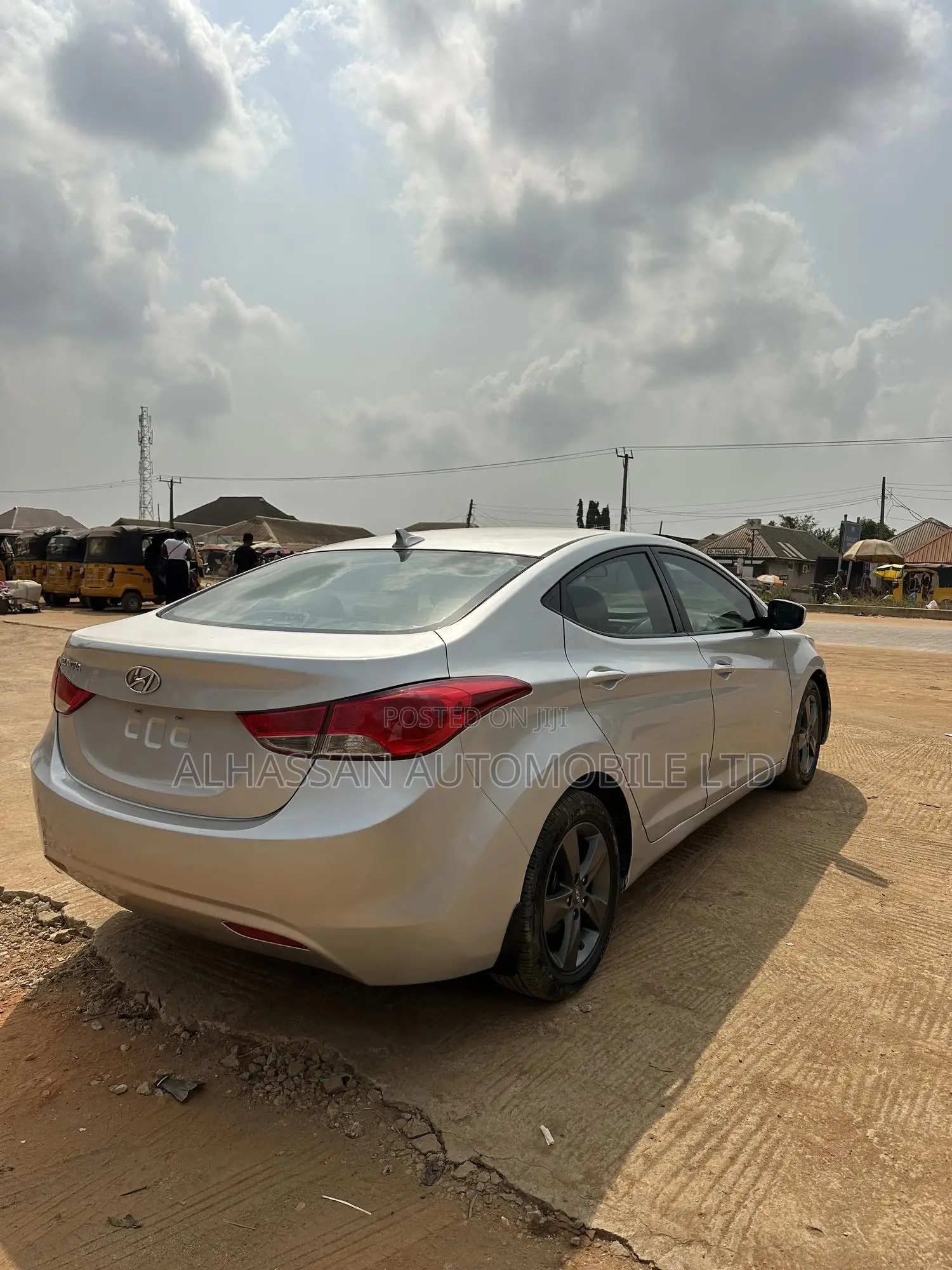 Hyundai Elantra 2013 Silver