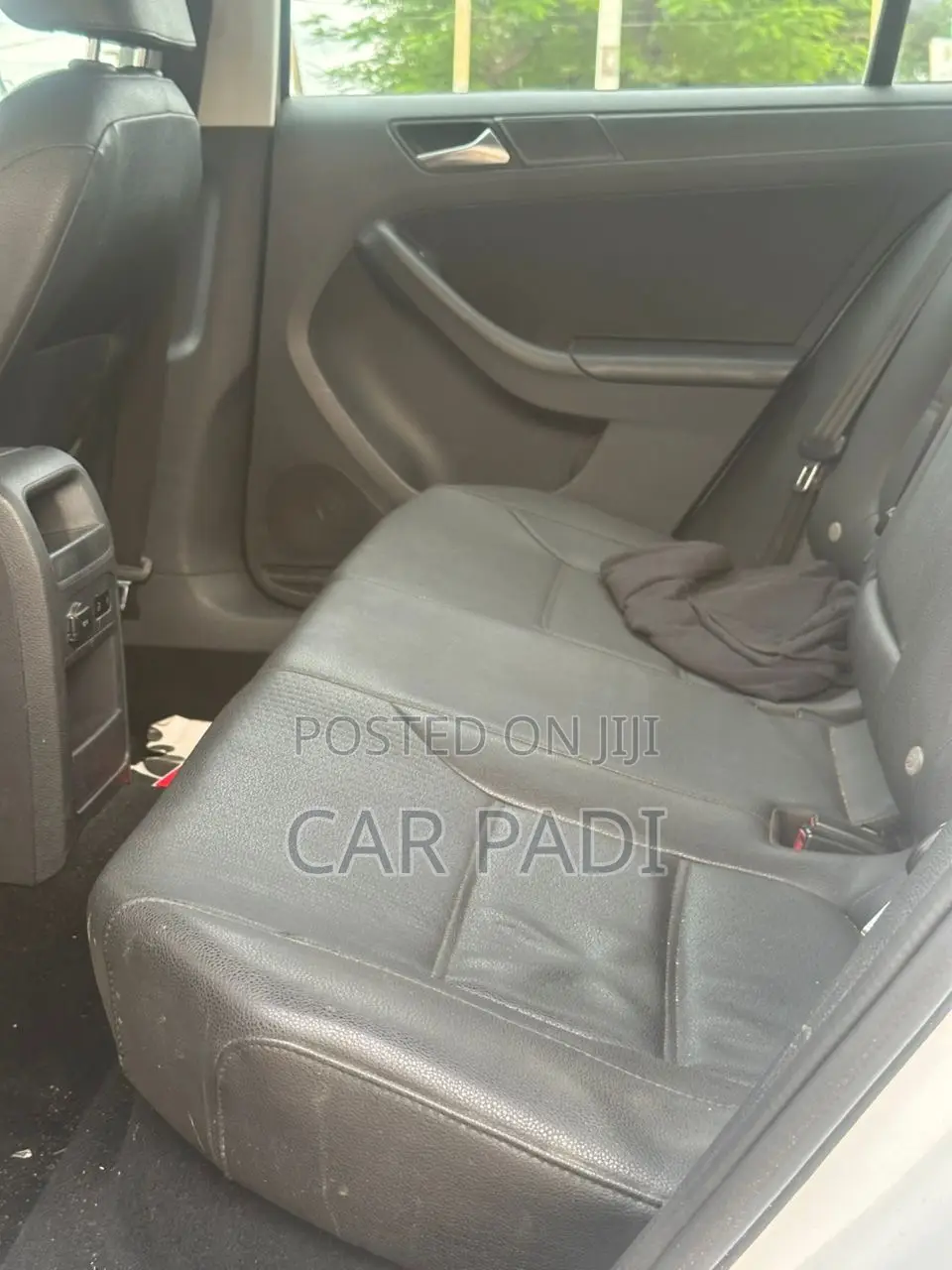 Volkswagen Passat 2012 White