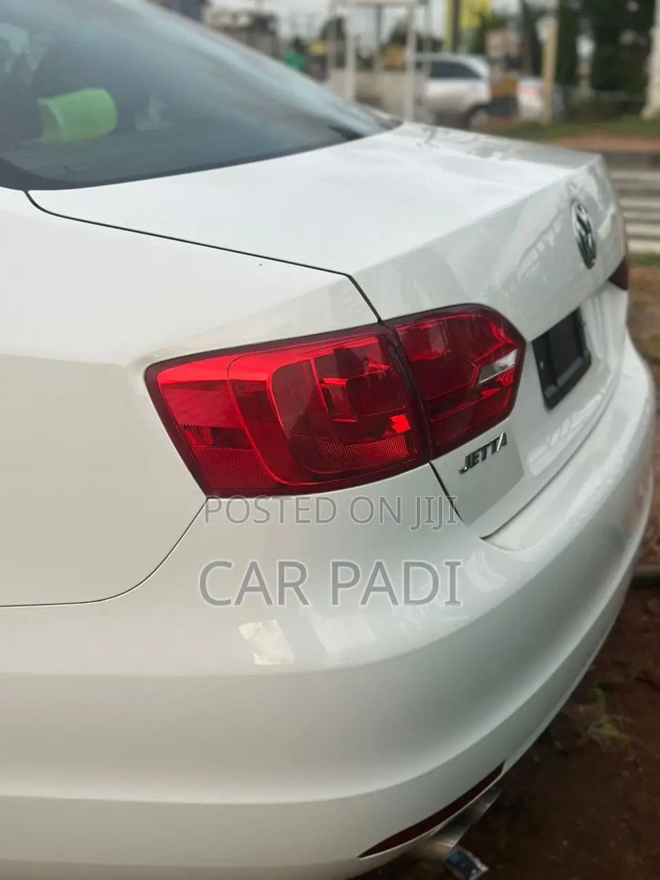 Volkswagen Passat 2012 White