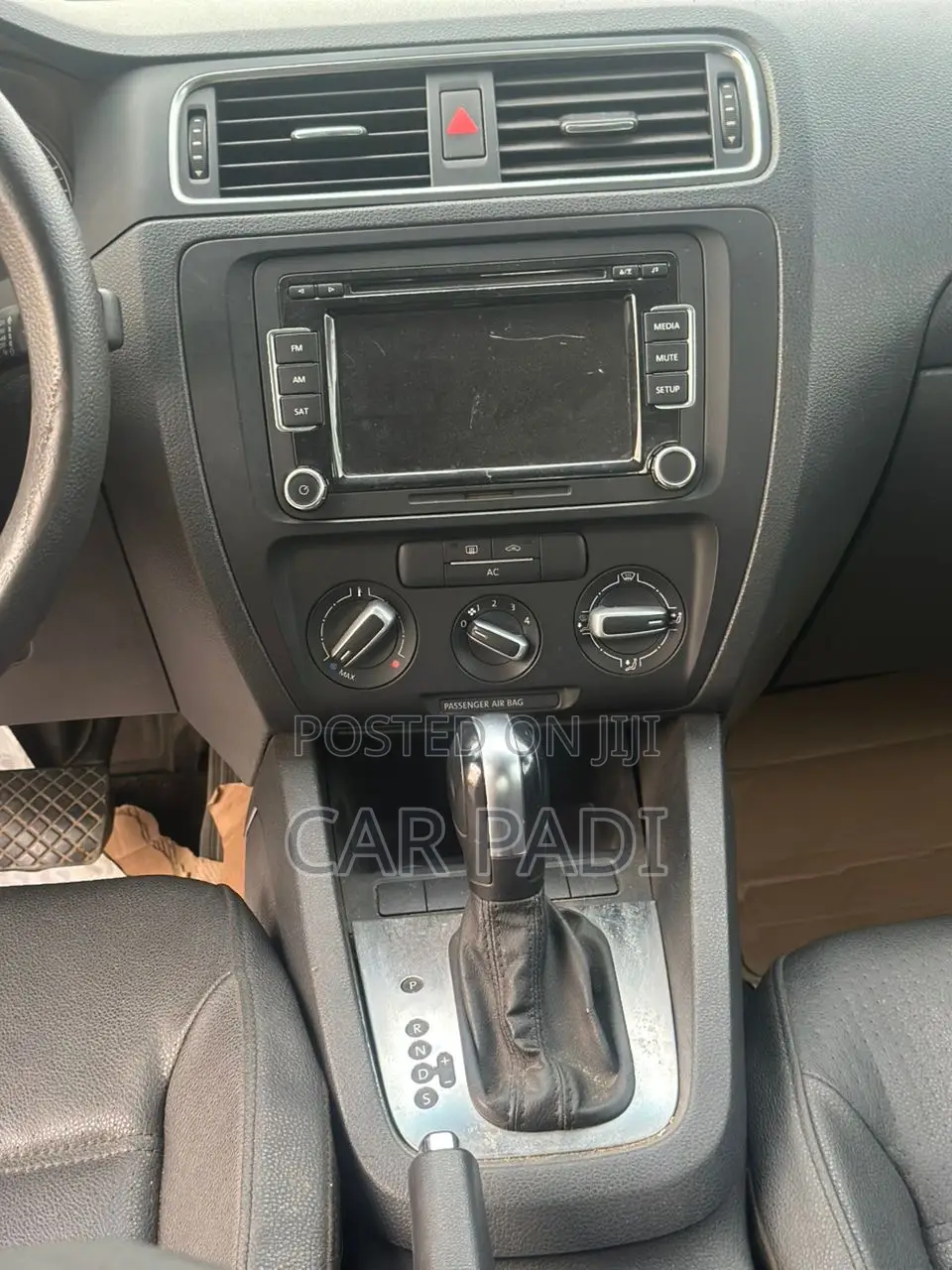 Volkswagen Passat 2012 White