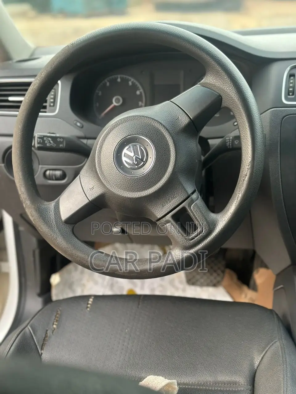 Volkswagen Passat 2012 White