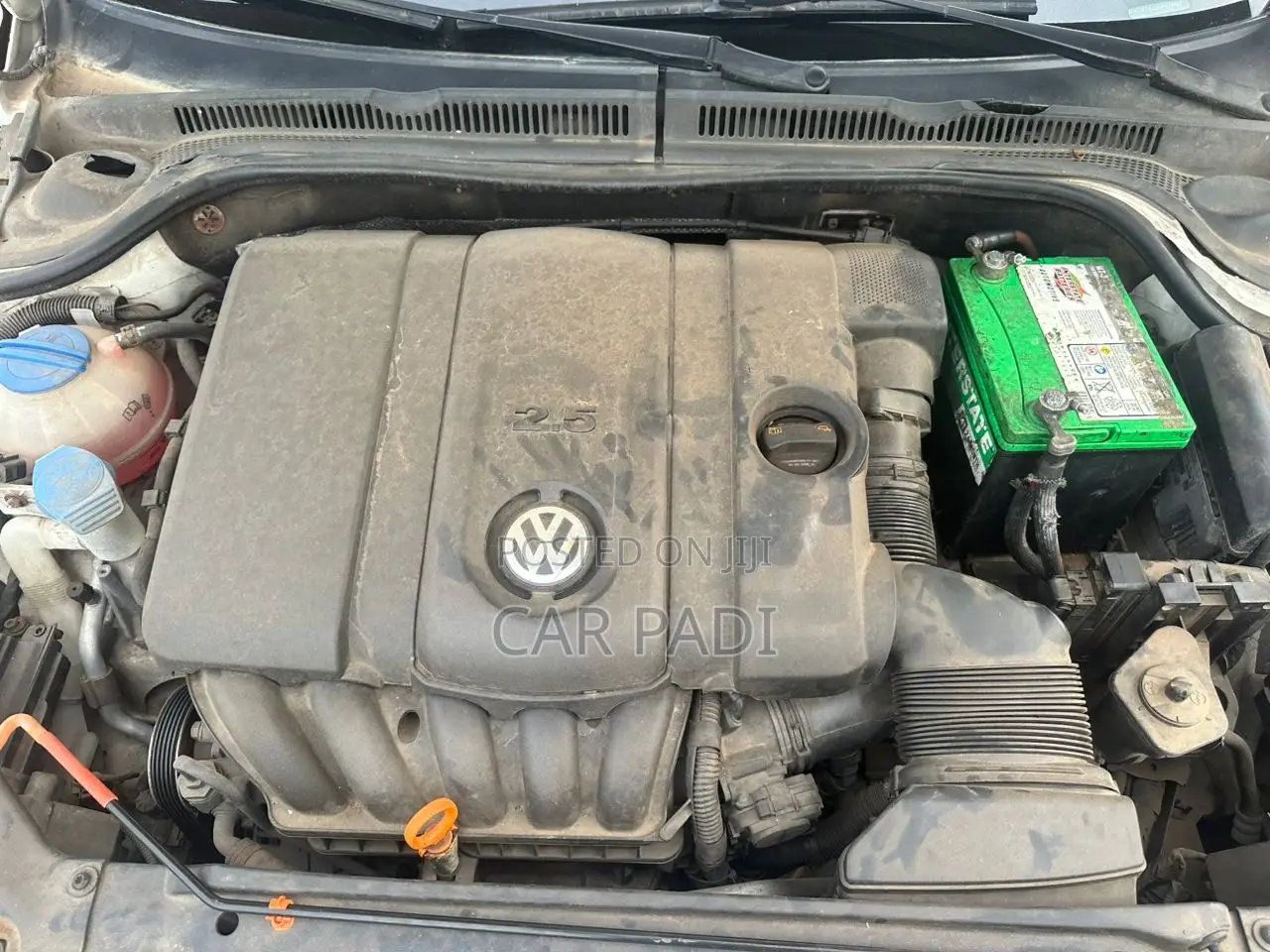 Volkswagen Passat 2012 White