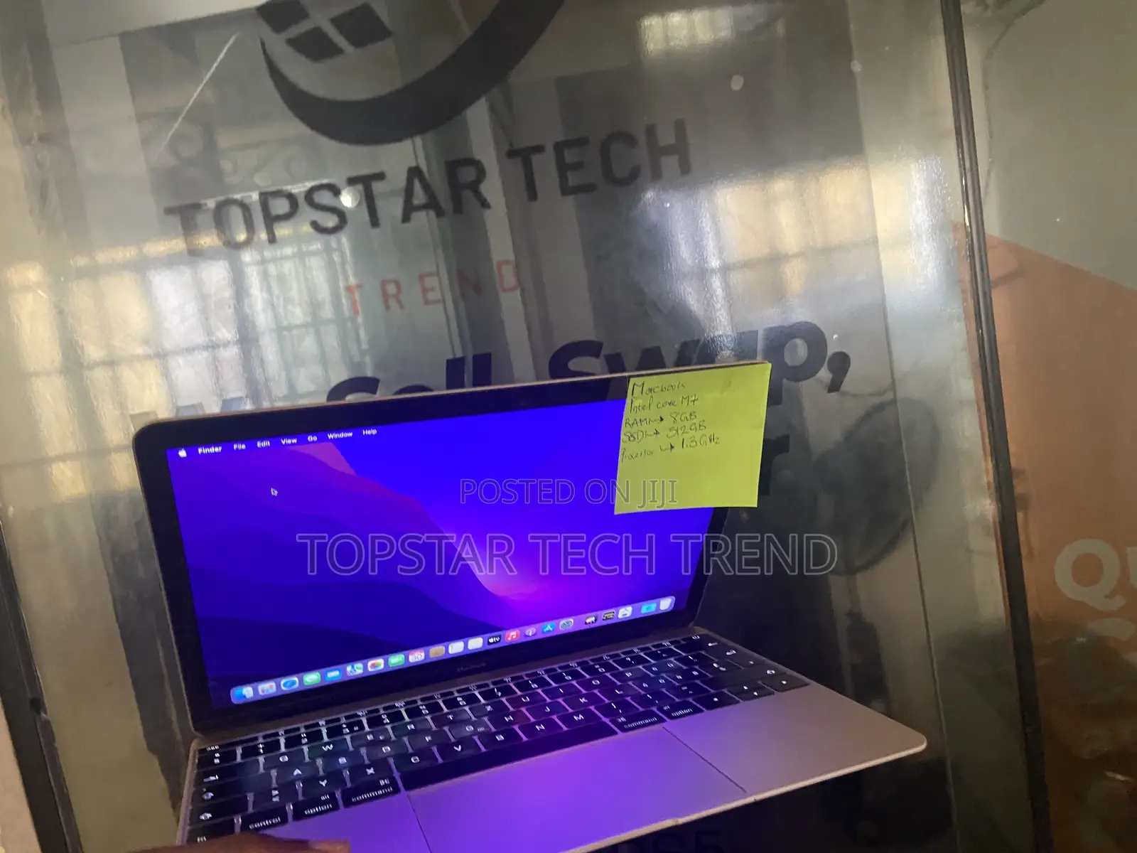 Laptop Apple MacBook 8GB Intel Core 7 SSD 512GB