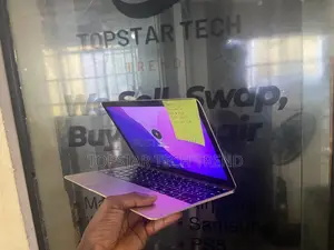 Laptop Apple MacBook 8GB Intel Core 7 SSD 512GB