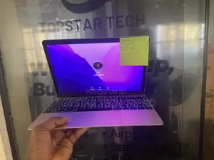 Laptop Apple MacBook 8GB Intel Core 7 SSD 512GB