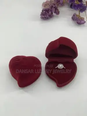 Velvet Heart Ring Box