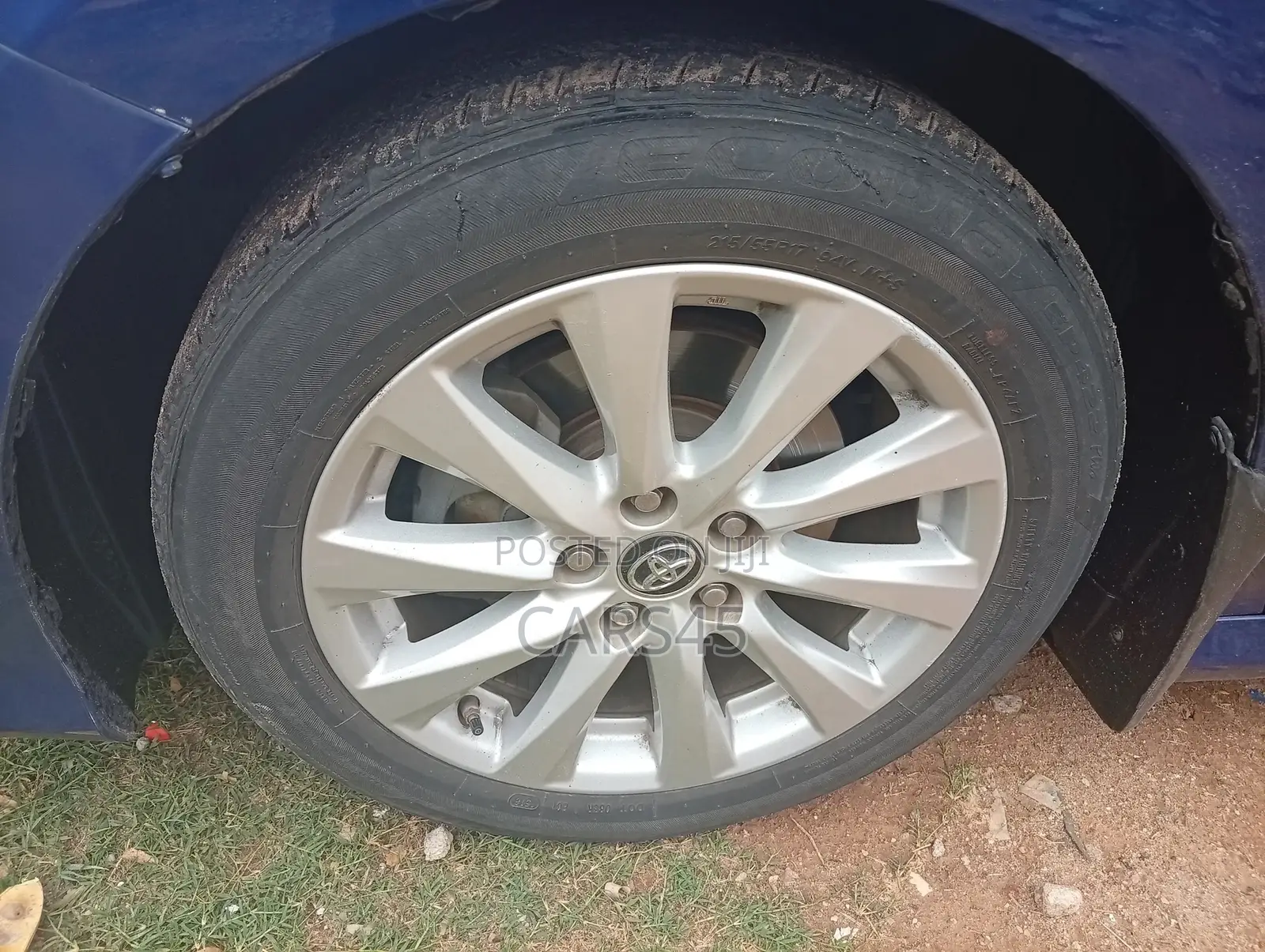 Toyota Camry 2018 Blue