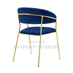Modern Luxury Fabric Dinning Chair With Armrest -Blue
