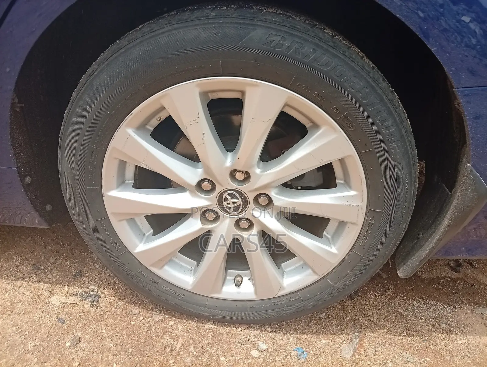 Toyota Camry 2018 Blue