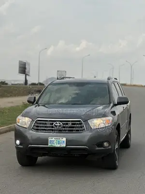 Toyota Highlander V6 2009 Gray