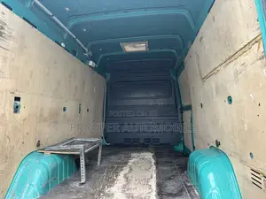 Mercedes-Benz Sprinter 2009 Green