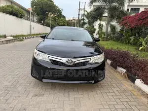 Toyota Camry LE 4dr Sedan (2.5L 4cyl 6A) 2013 Black