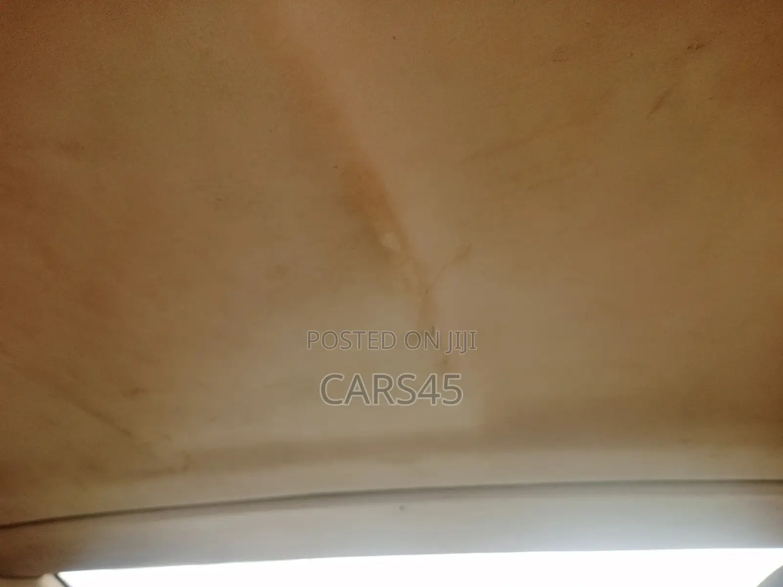 Lexus SC 2010 Gold