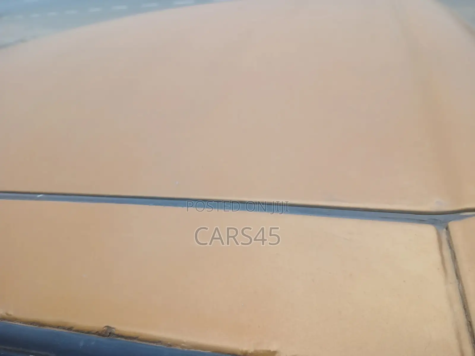 Lexus SC 2010 Gold