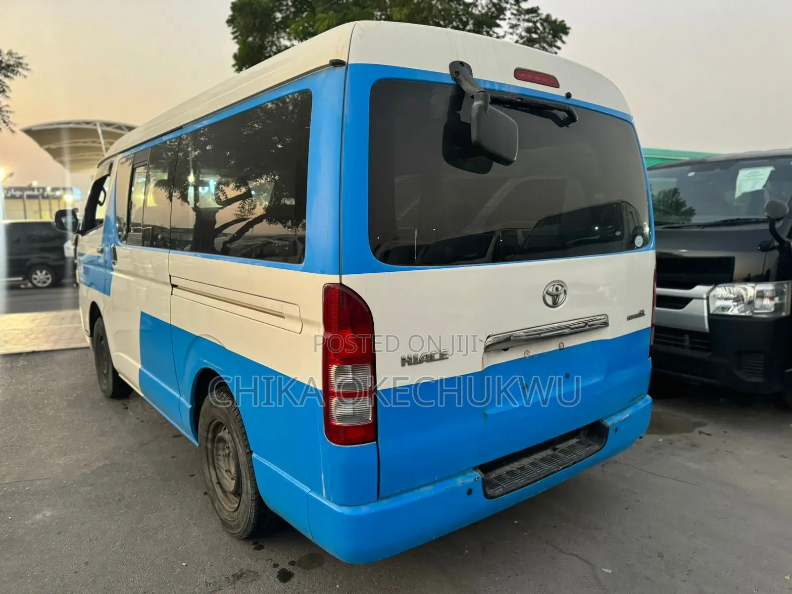 Toyota HiAce 2012 White