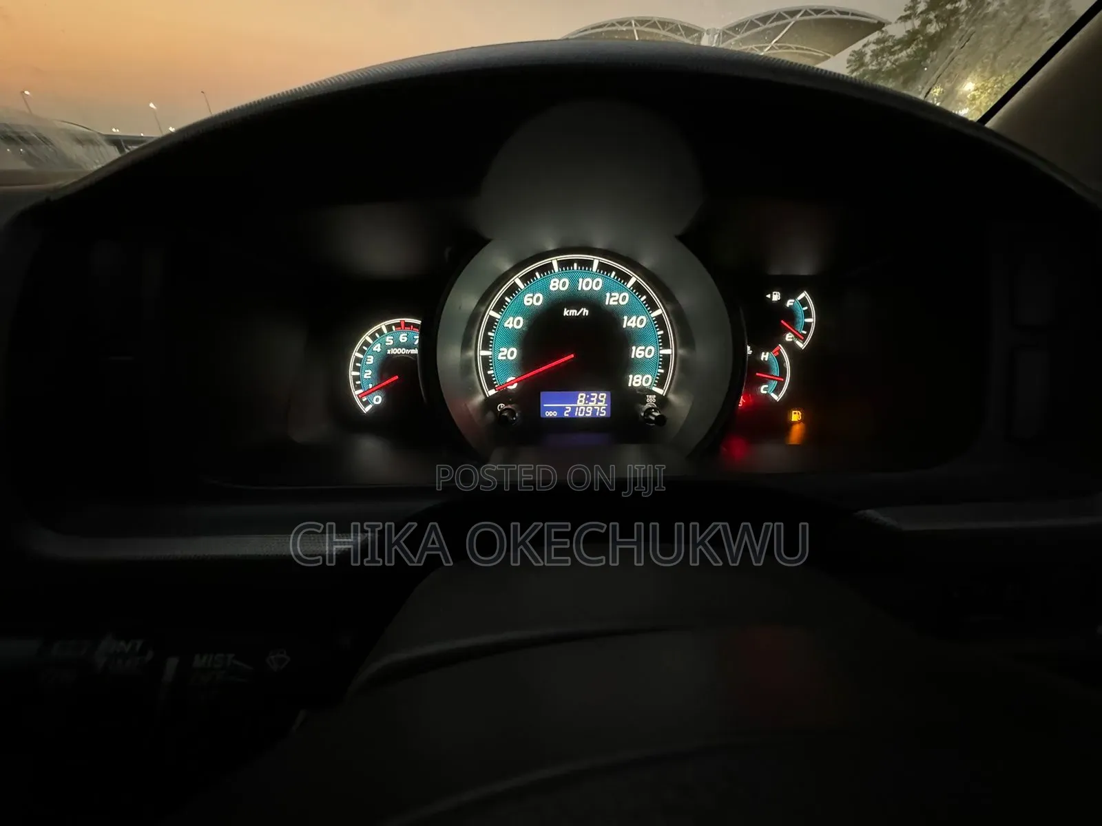 Toyota HiAce 2012 White