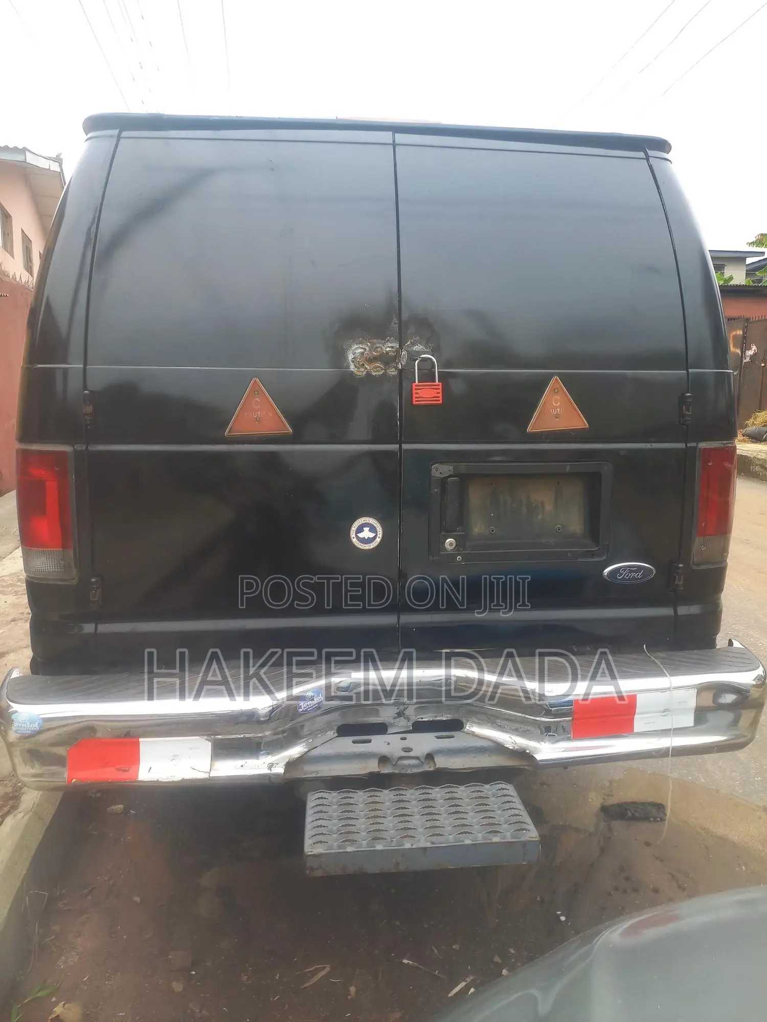 Ford E350 2002 Black