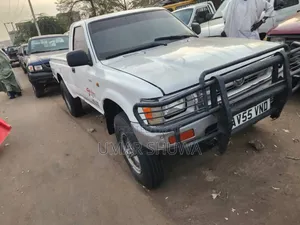Toyota Hilux 1998 White