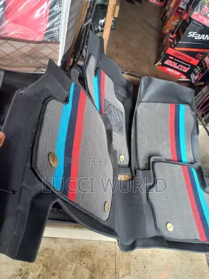 Land Cruiser Plastic Foot Mat
