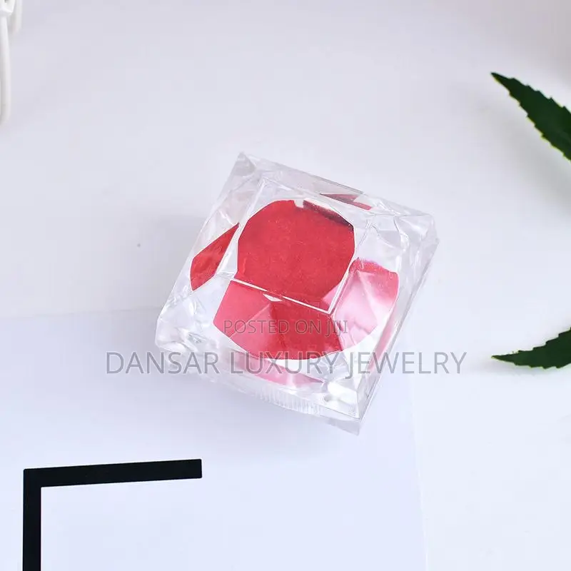 Big Acrylic Ring Box