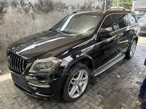 Mercedes-Benz GL-Class GL 550 2013 Black
