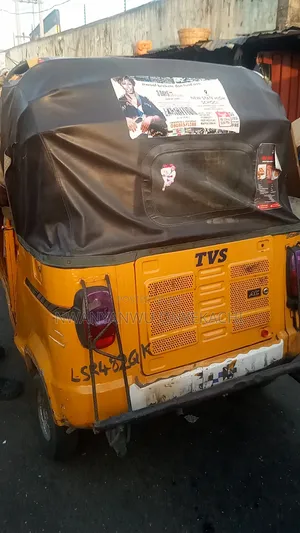 TVS King Cargo 2021 Yellow