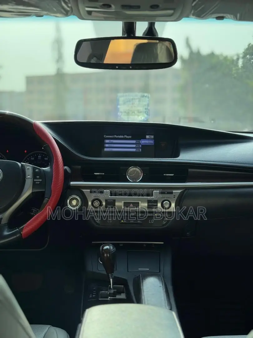 Lexus ES 2013 Silver