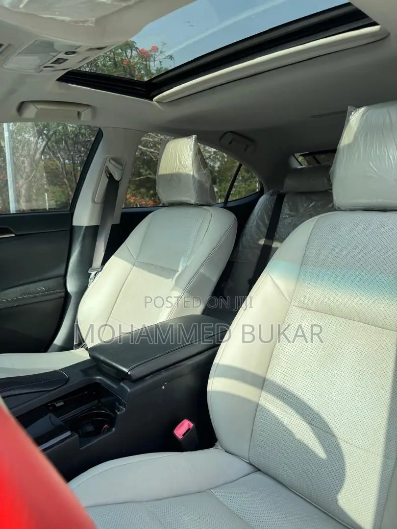 Lexus ES 2013 Silver