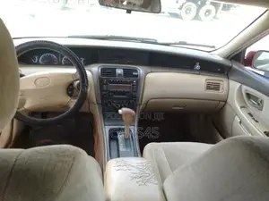 Toyota Avalon 2002 Red