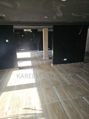 Warehouse At Ogunlana Surulere Lagos