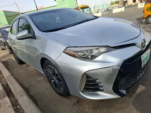 Toyota Corolla LE Eco 4dr Sedan (1.8L 4cyl CVT) 2016 Silver