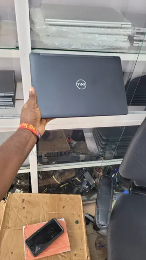 Laptop Dell Latitude 7490 8GB Intel Core i7 SSD 256GB